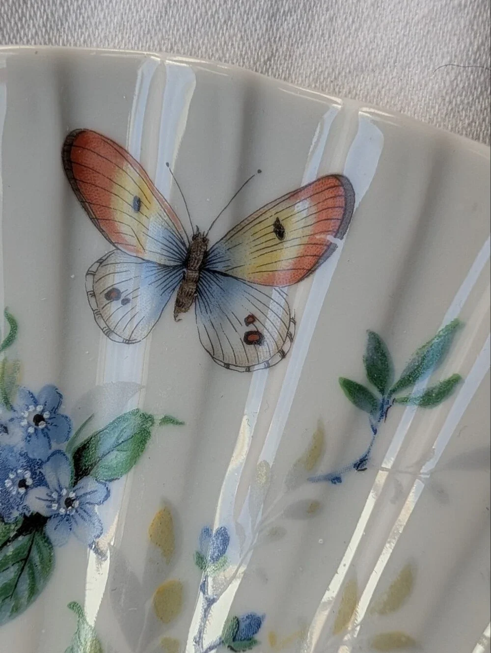 Limoges Porcelain Floral Shell-Shaped Plates Trinket Dishes - 2